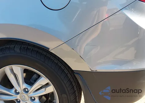 2013 Hyundai Tucson Gls z USA, uszkodzony, nr VIN KM8JU3AC4DU737828